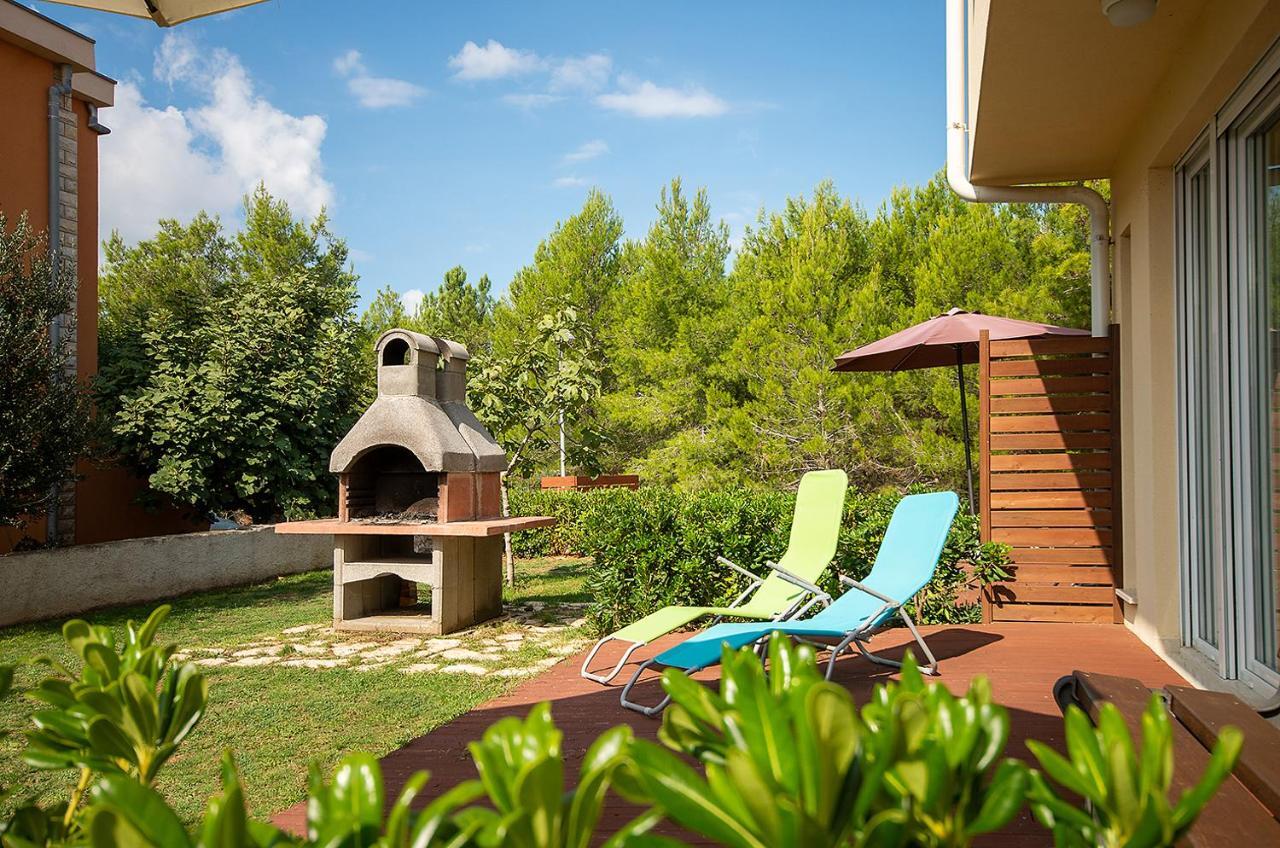 Giotto Holiday Houses Vrsi Bagian luar foto